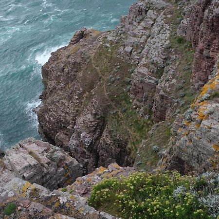 Chambre De La Nonne En Vacances Dol-de-Bretagne Buitenkant foto